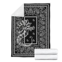 black blanket with snake design