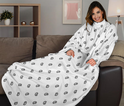 white paisley prink blanket