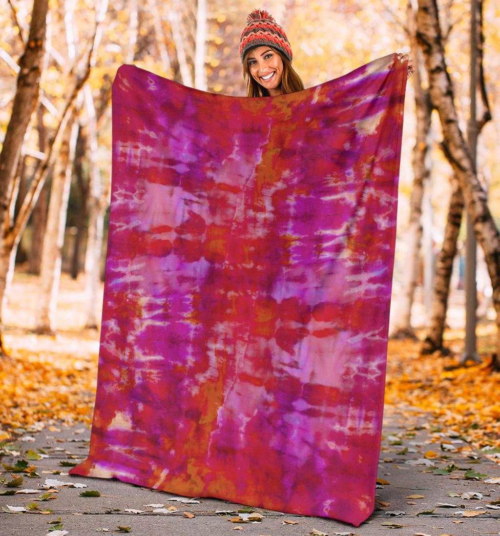 Abstract Tie Dye Fleece Throw