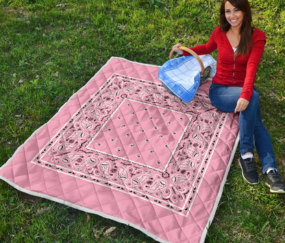 Quilt - Lt Pink Bandana Quilt