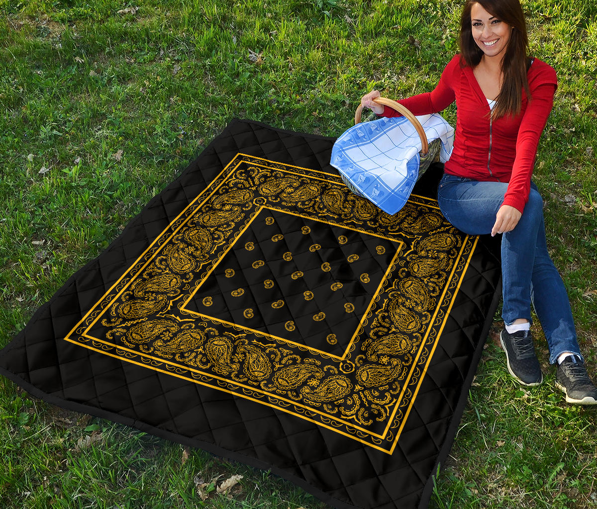 Quilt - Black Gold Bandana Quilt
