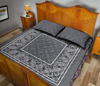 Quilt Set - Classic Gray Bandana Quilt w/Shams