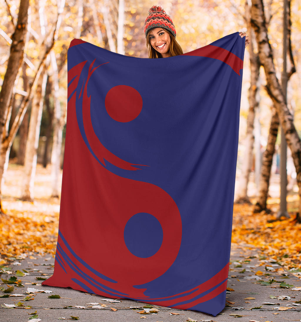One World Ying Yang Throw Blanket