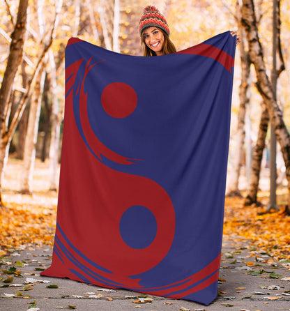 One World Ying Yang Throw Blanket