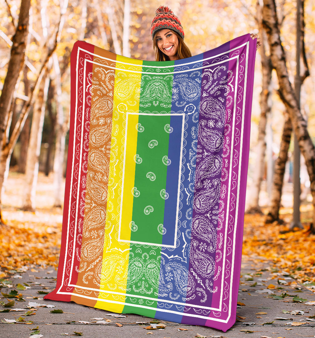 Ultra Plush Rainbow with White Bandana Fleece Throw