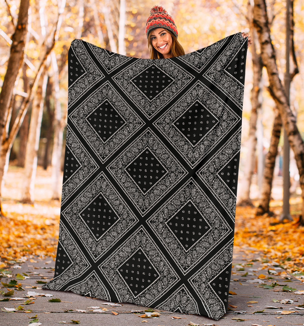 Ultra Plush Black Bandana Diamond Throw Blanket