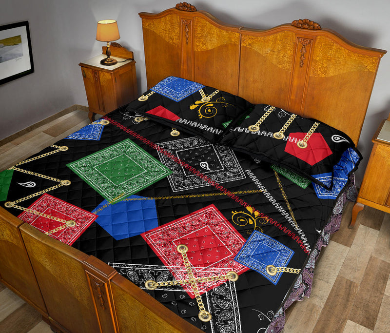 Bandana Quilted Bedspread with Shams