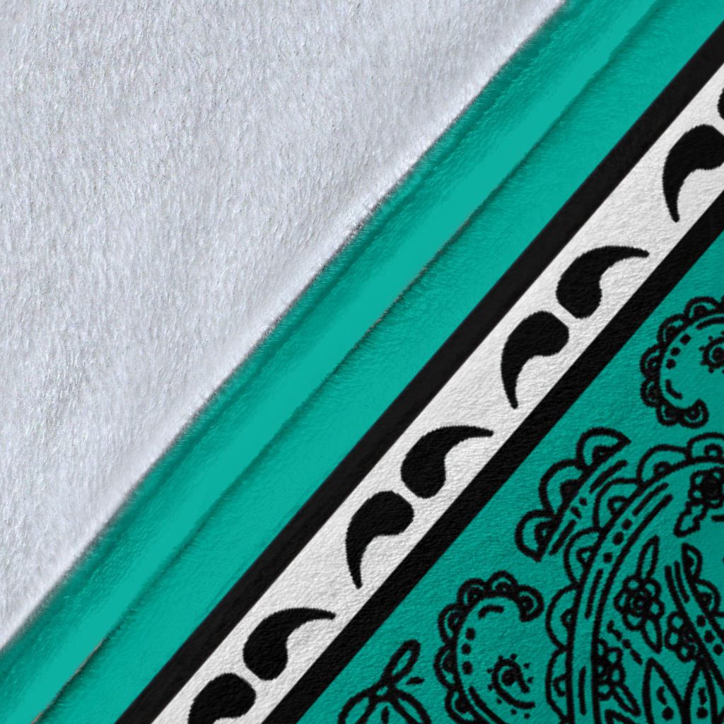 Ultra Plush Teal Bandana Calavera Fleece Blanket