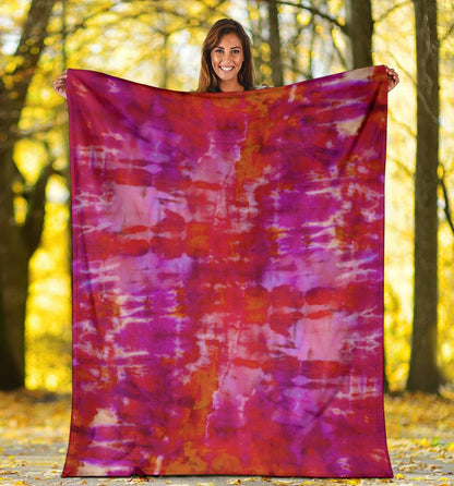 Abstract Tie Dye Fleece Throw