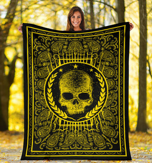 Ultra Plush Black Gold Bandana with Skull Fleece Blanket