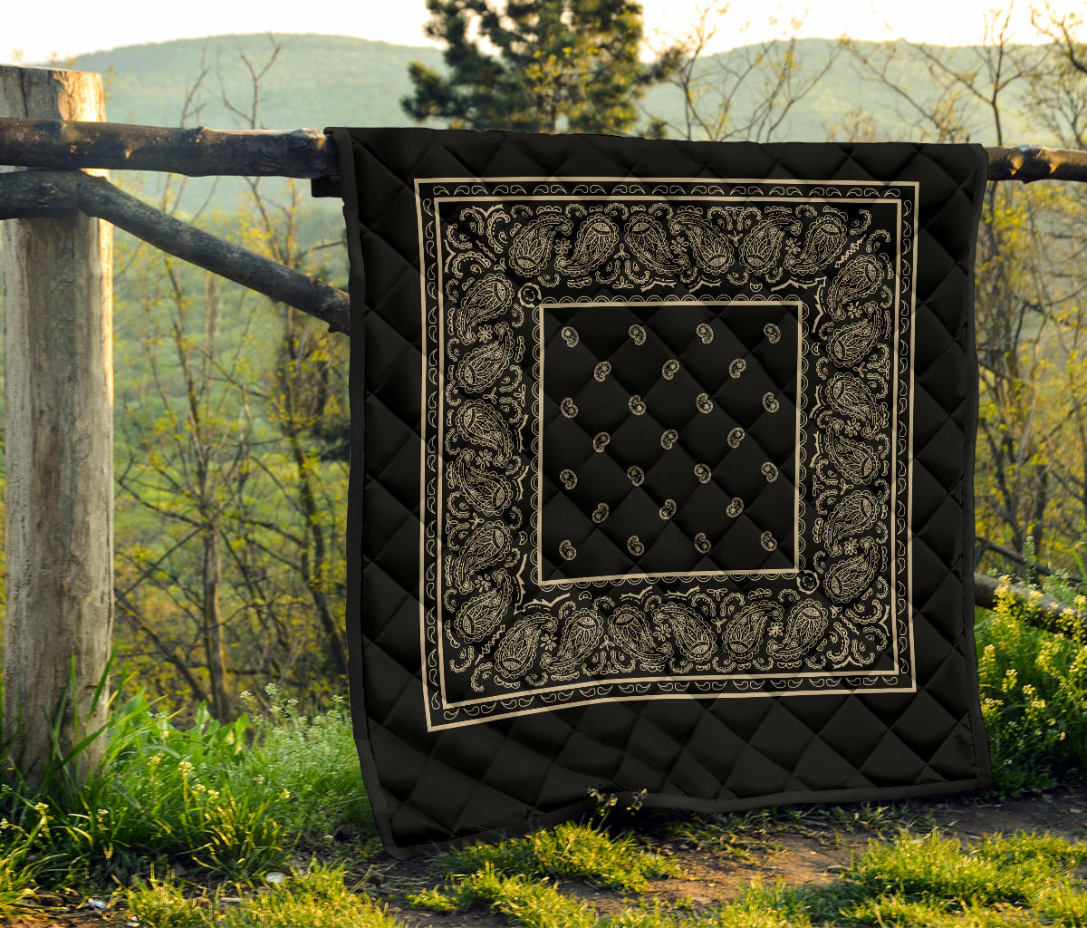 Quilt - Black and Tan Bandana Quilt