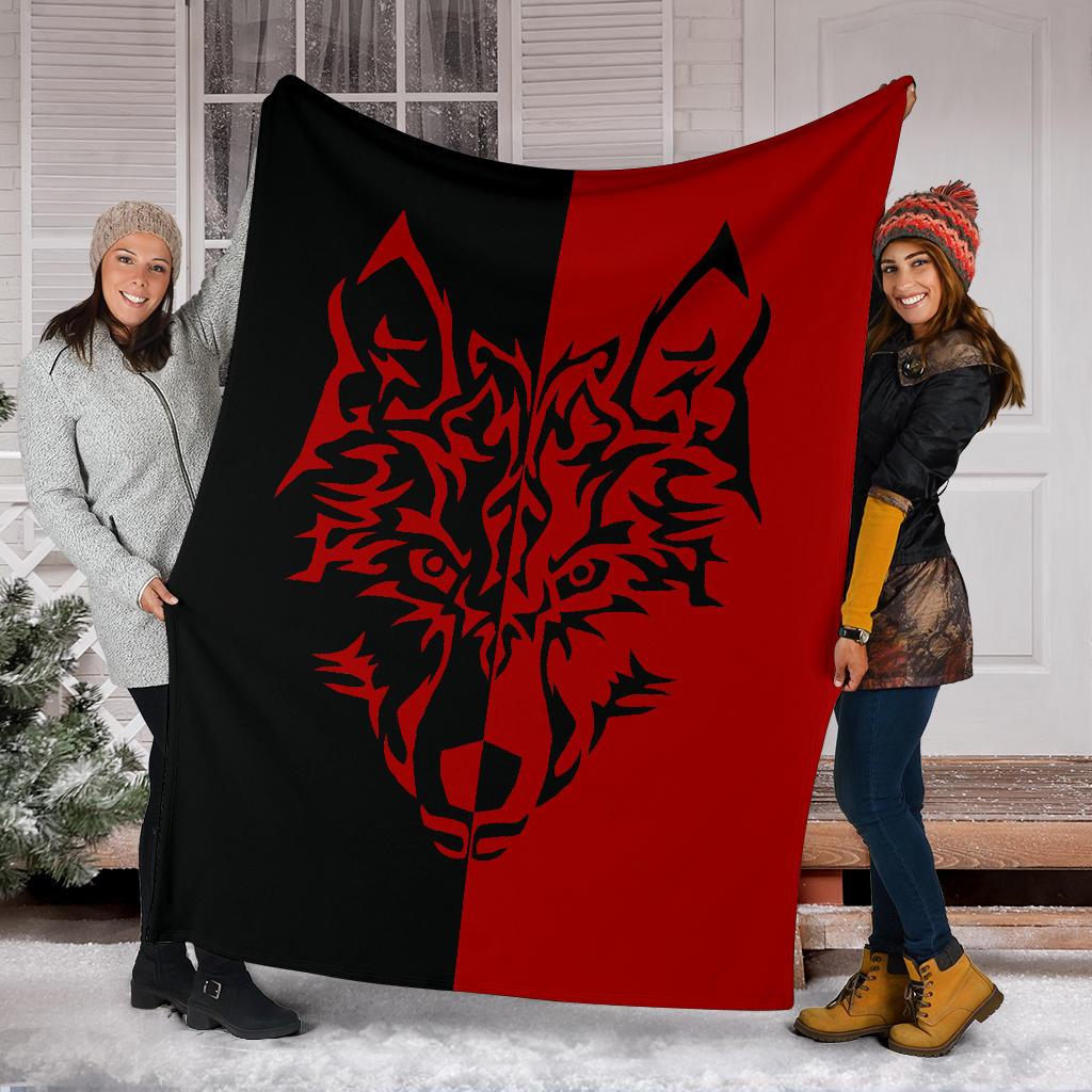 Red Wolf Tribal Fleece Throw Blanket