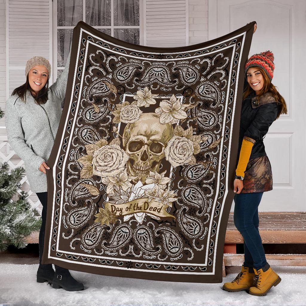 Brown Day or the Dead Skull Fleece Throw