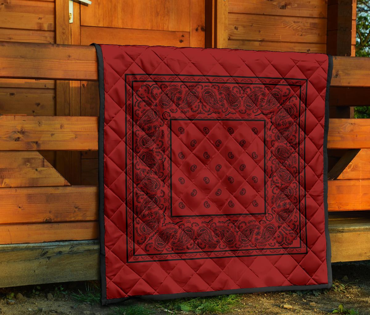 Quilt - Red with Black Bandana Quilt