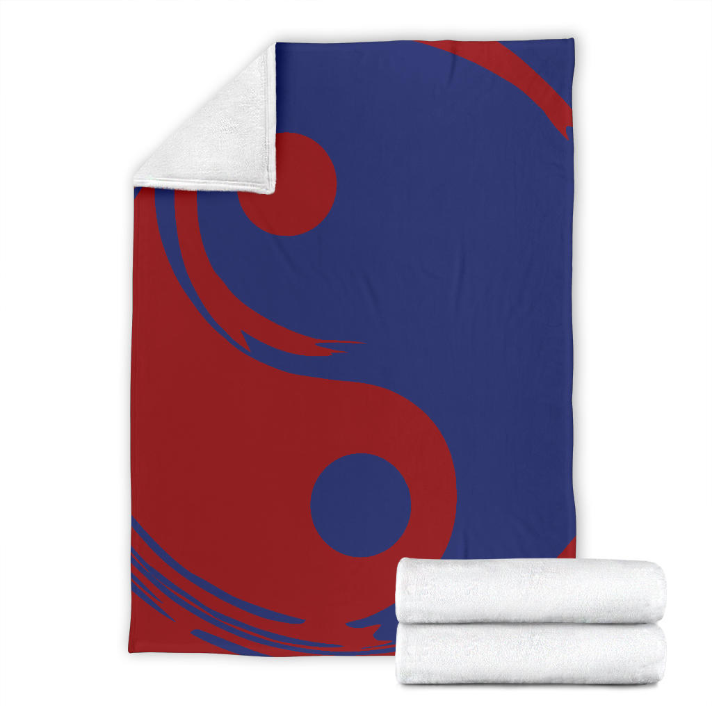 One World Ying Yang Throw Blanket