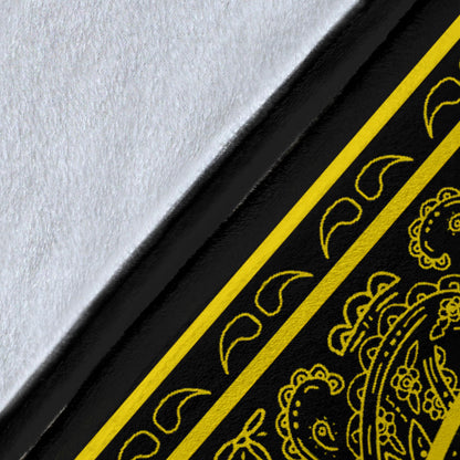 Ultra Plush Black Gold Bandana with Skull Fleece Blanket