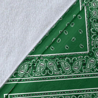 Ultra Plush Classic Green Bandana Diamond Throw Blanket
