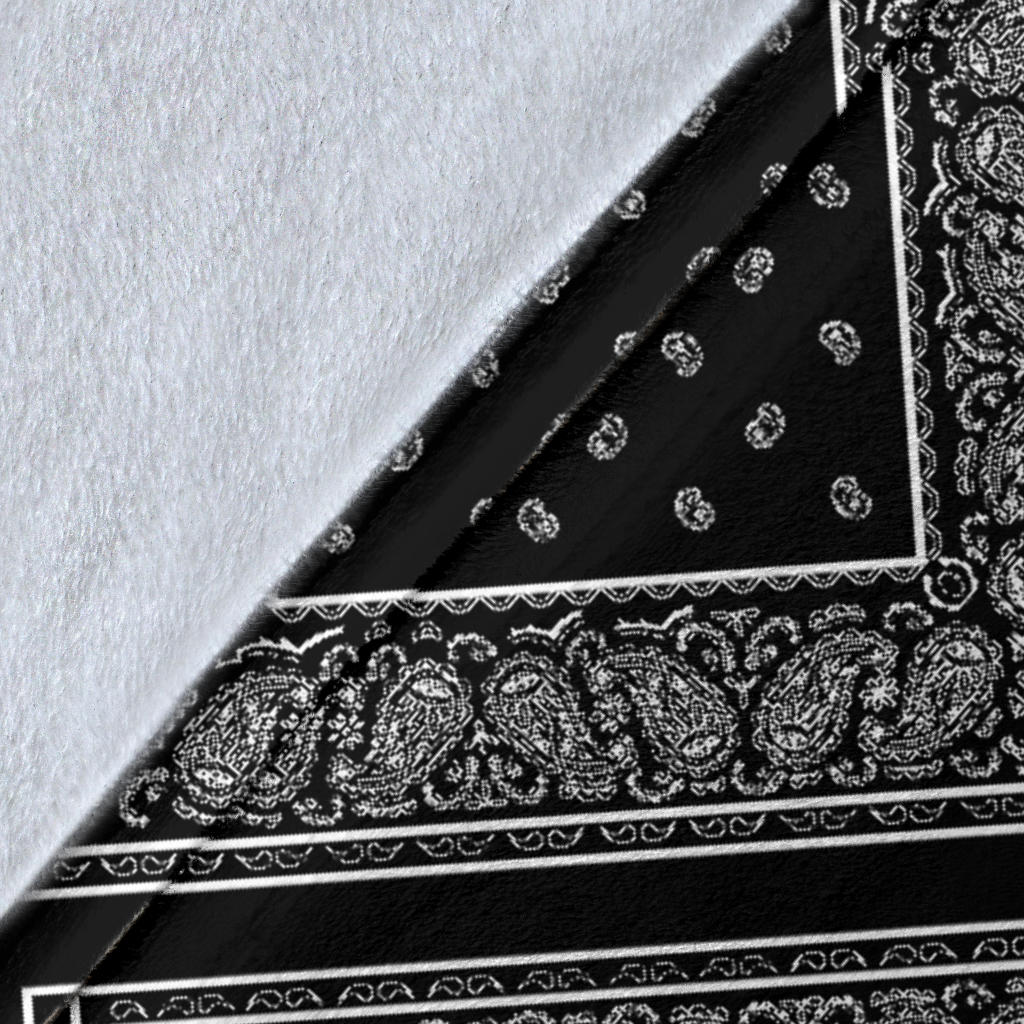 Ultra Plush Black Bandana Diamond Throw Blanket